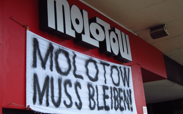 Nachruf auf eine Hamburger Clublegende - Ende einer Tropfsteinhöhle: Das Molotow ist ab sofort geschlossen 