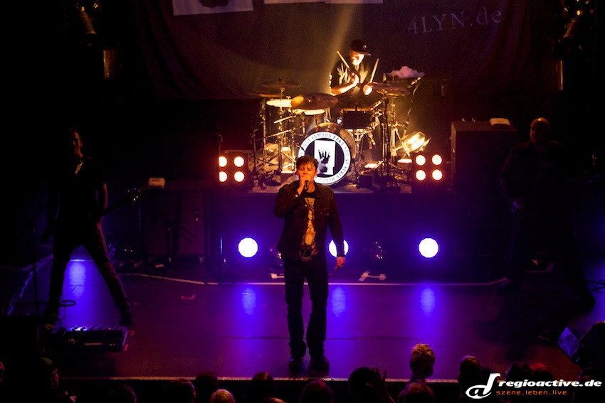 4LYN (live in Hamburg, 2013)